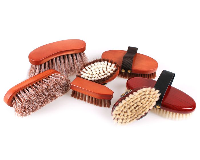 QHP Soft brush Timber main product photo